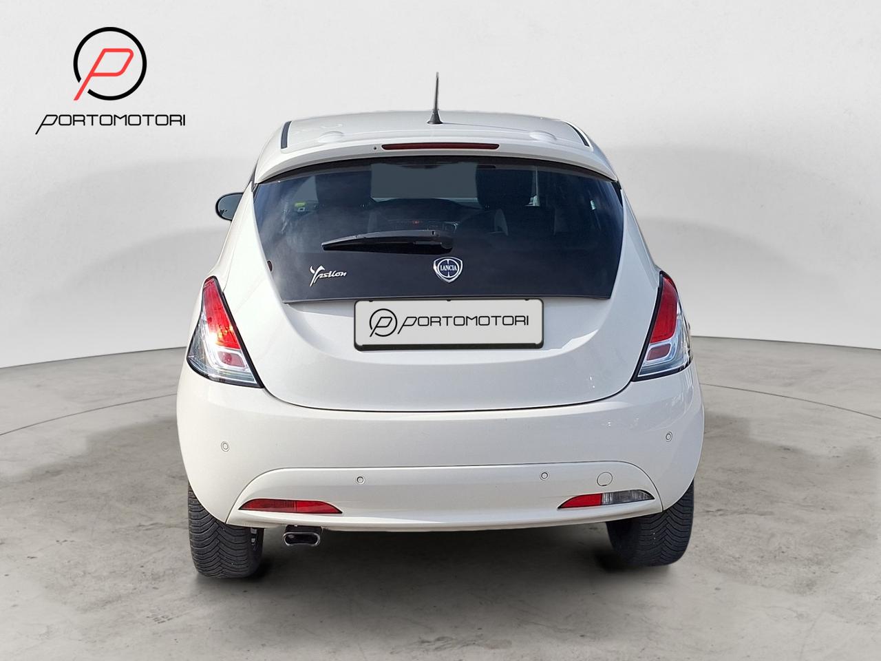 LANCIA Ypsilon 3ª serie - Ypsilon 1.2 69 CV 5 porte Mya