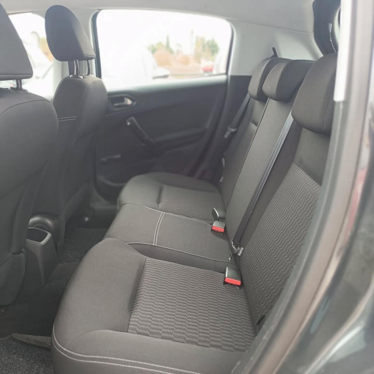 Peugeot 208 75Cv ok NEOPATENTAT