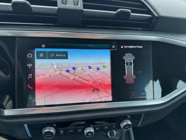 AUDI Q3 35 TDI S tronic Business