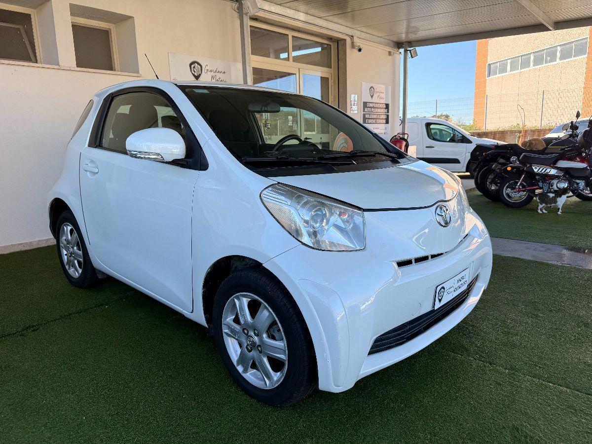 TOYOTA - iQ 1.0 Sol