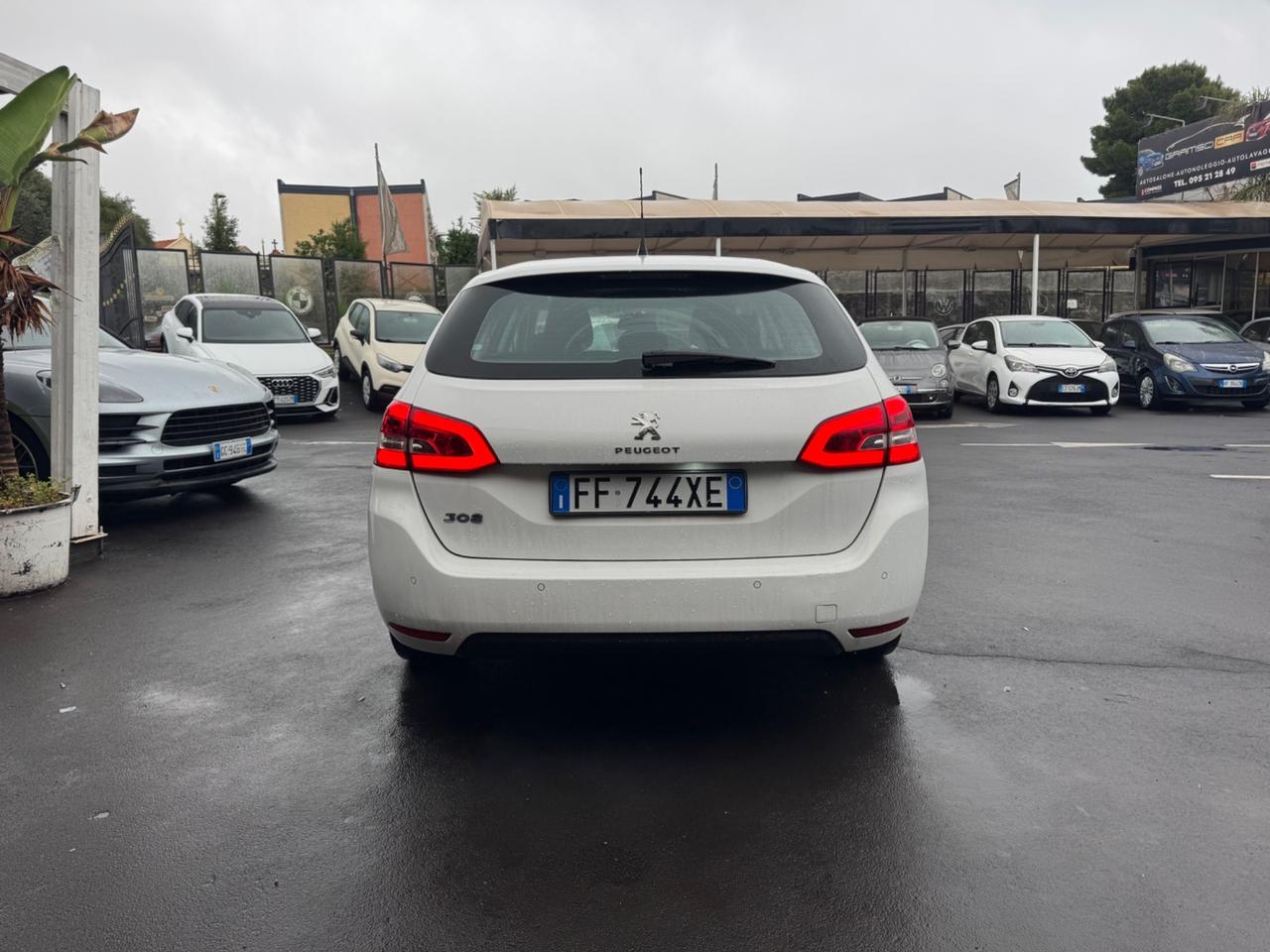 Peugeot 308 BlueHDi 120 S&S SW Allure