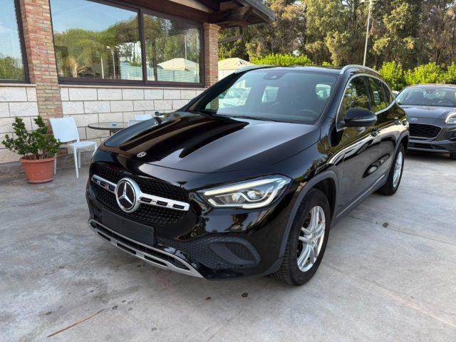 MERCEDES-BENZ GLA 220 d Automatic Sport