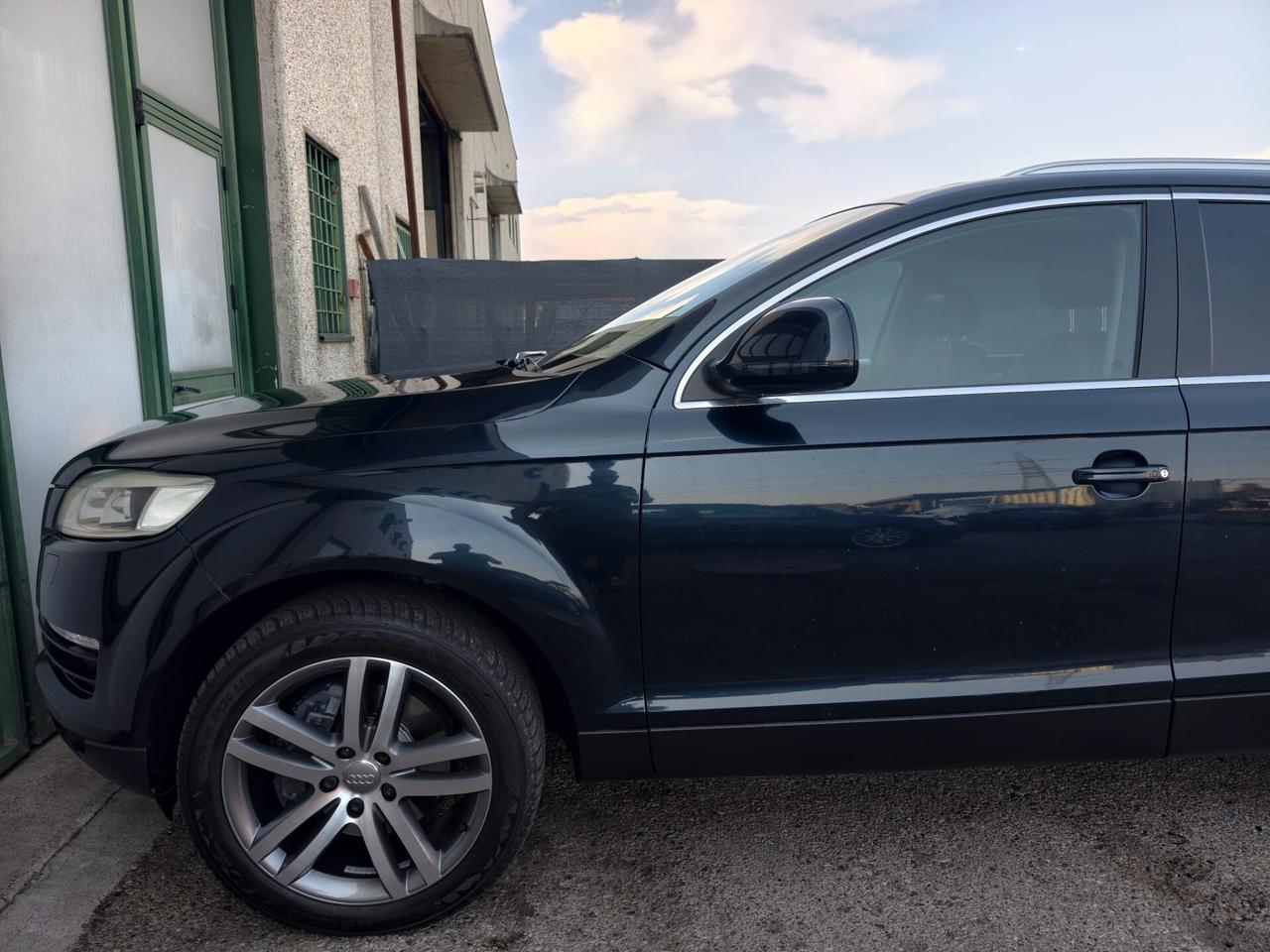 Audi Q7 4.2 V8 ISCRITTO ASI TETTO ITALIANO AUTOMATICO