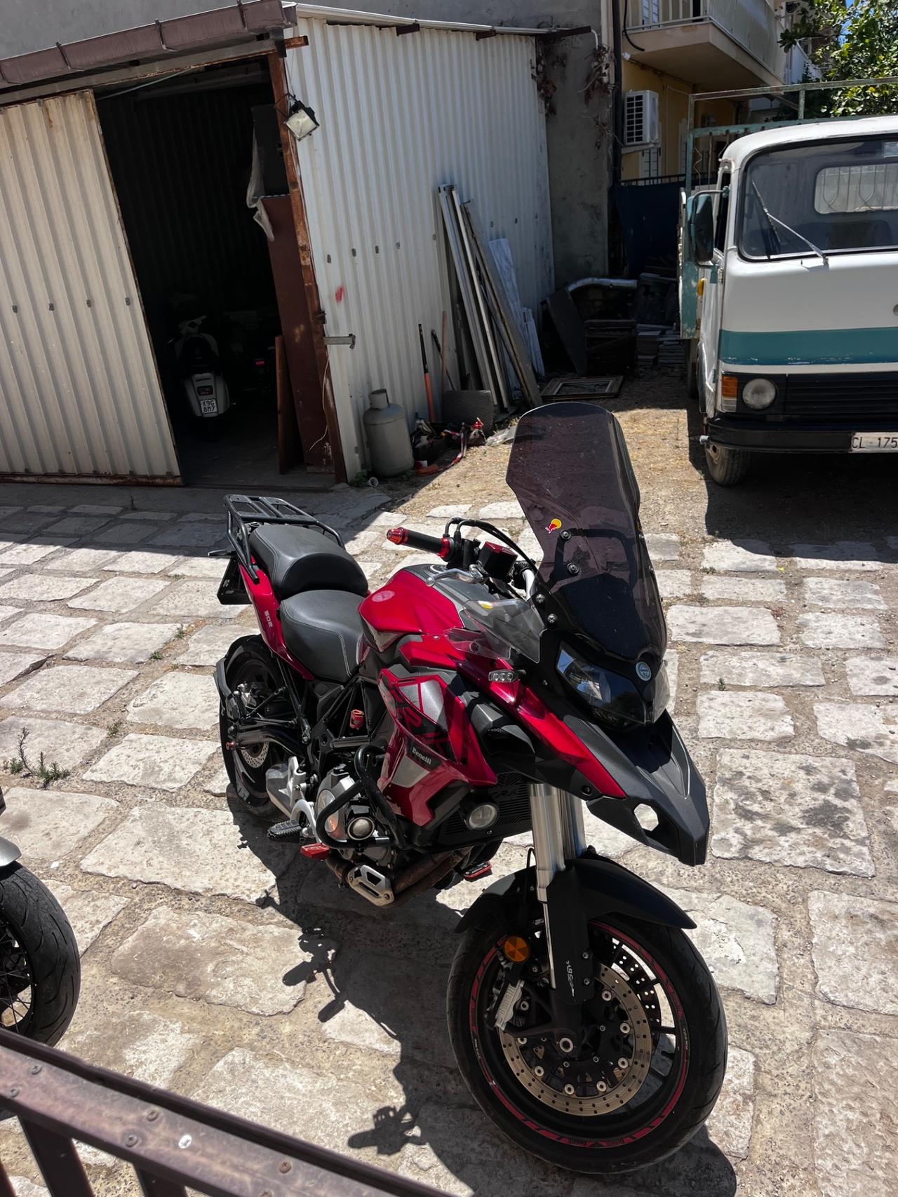 Benelli TRK 502 permuta auto moto durgone