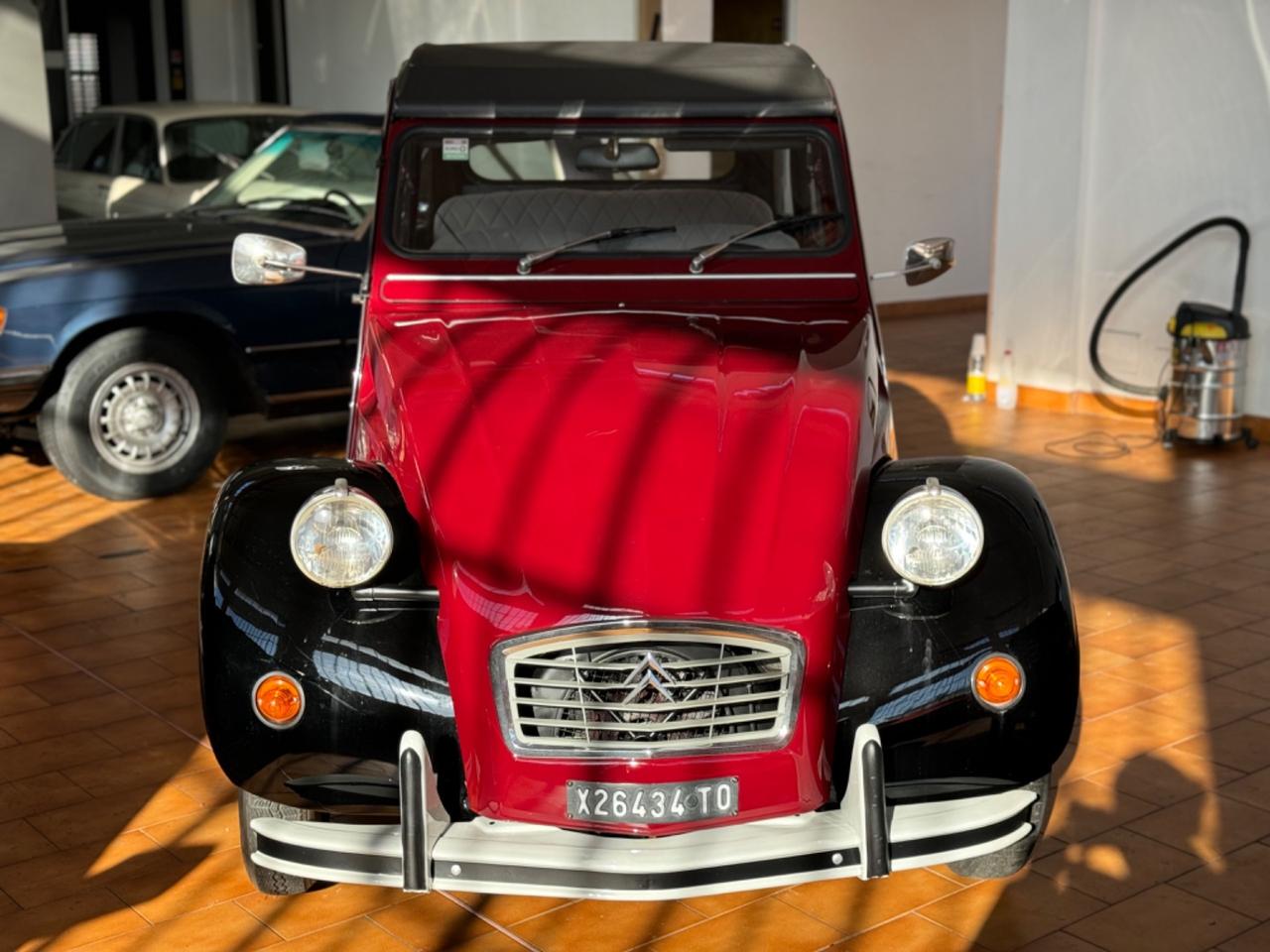 Citroen 2CV Charleston