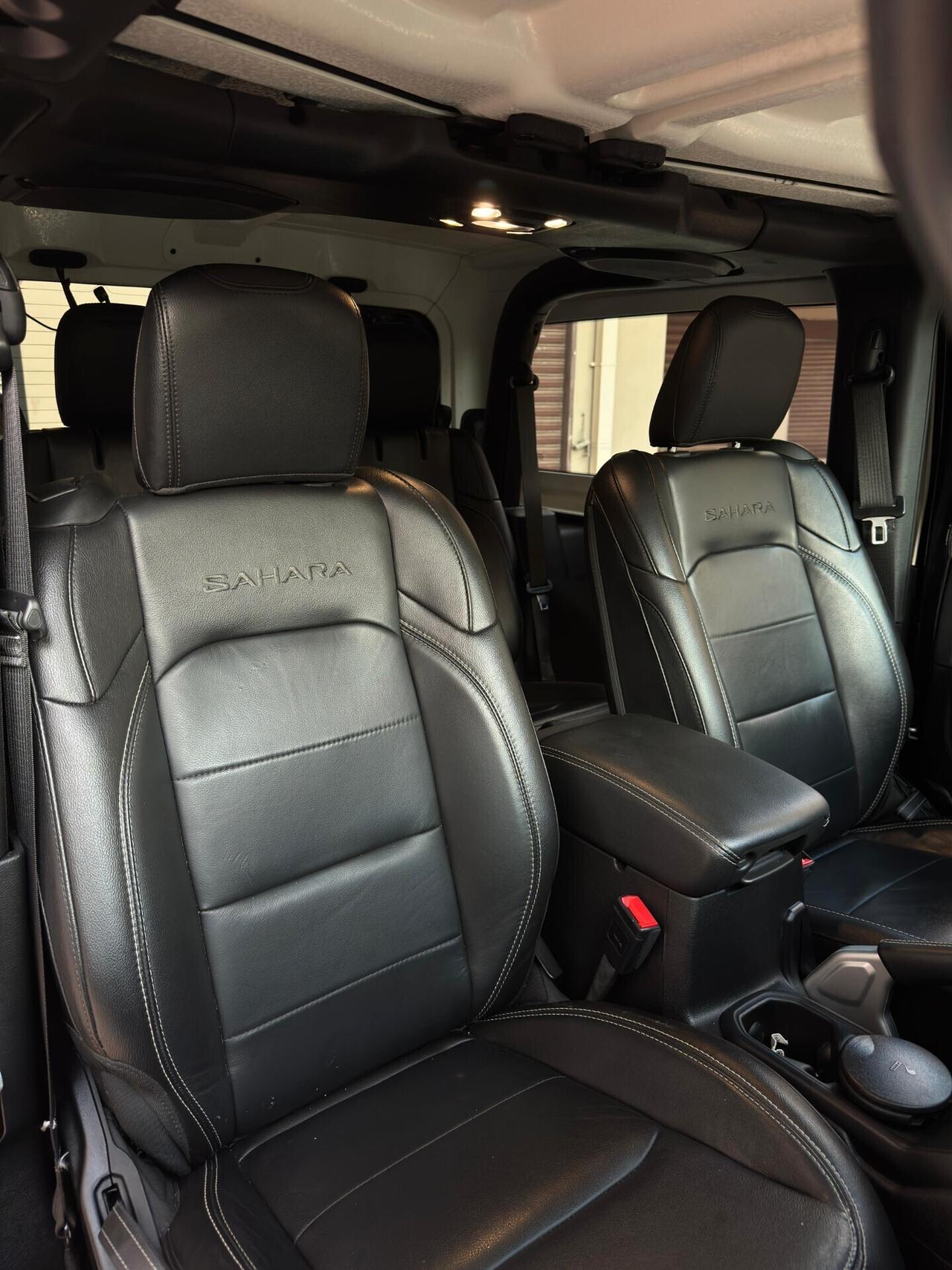 Jeep Wrangler 2.0 Turbo Sahara 272 cv