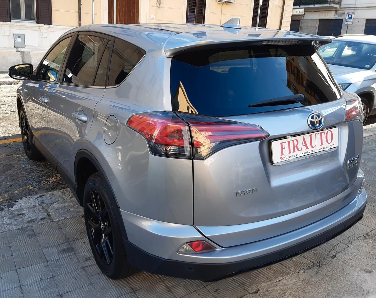 Toyota RAV4 2.5 Hybrid 2WD Lounge