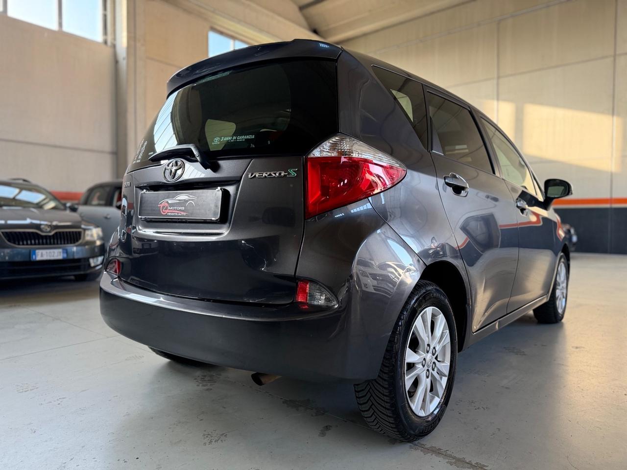 Toyota Verso-S 1.3 MT Active NEOPATENTATI