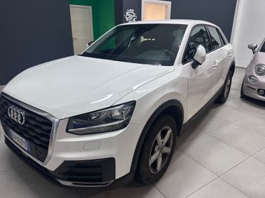 Audi Q2 35 TDI S tronic Business Design