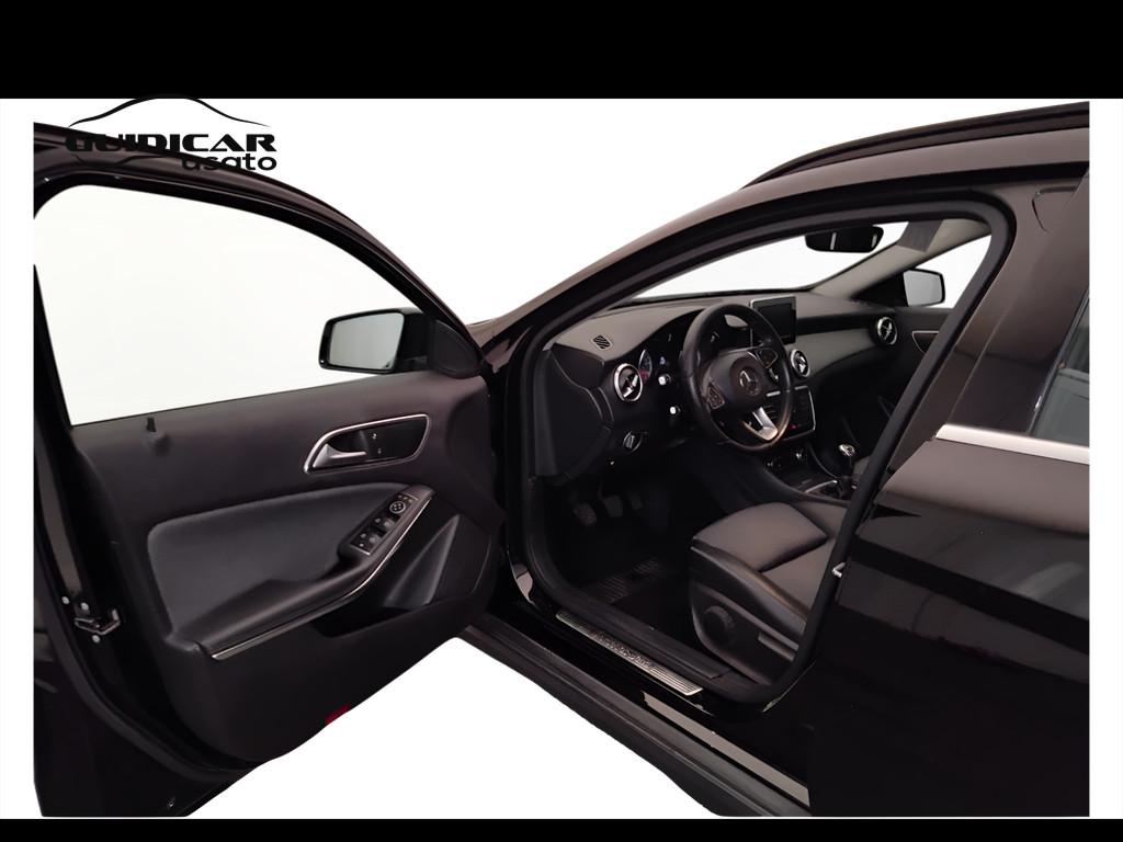 Mercedes-Benz GLA-X156 2017 - GLA 180 d Sport