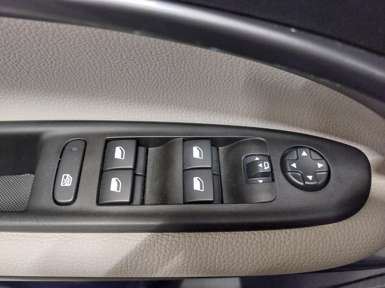 FIAT 600 (2023-->) 600 Hybrid 145 CV DCT MHEV L...