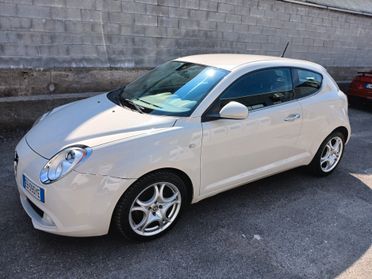 Alfa Romeo MiTo 1.6 JTDm 16V Distinctive*EURO5*CERCHI