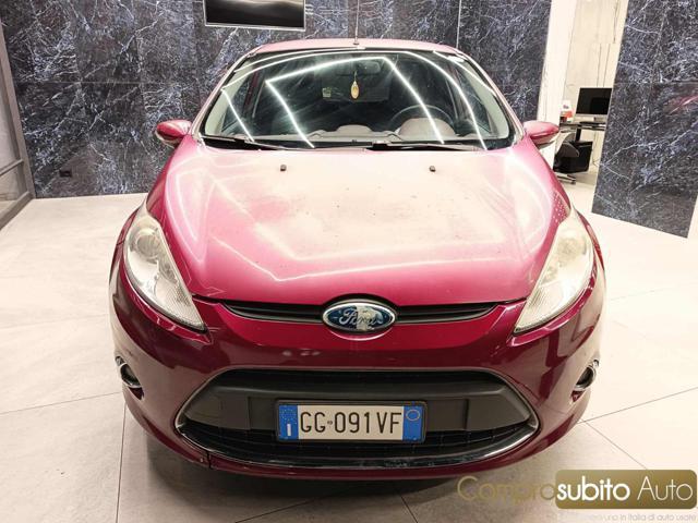 FORD Fiesta + 1.4 5 porte Bz.- GPL
