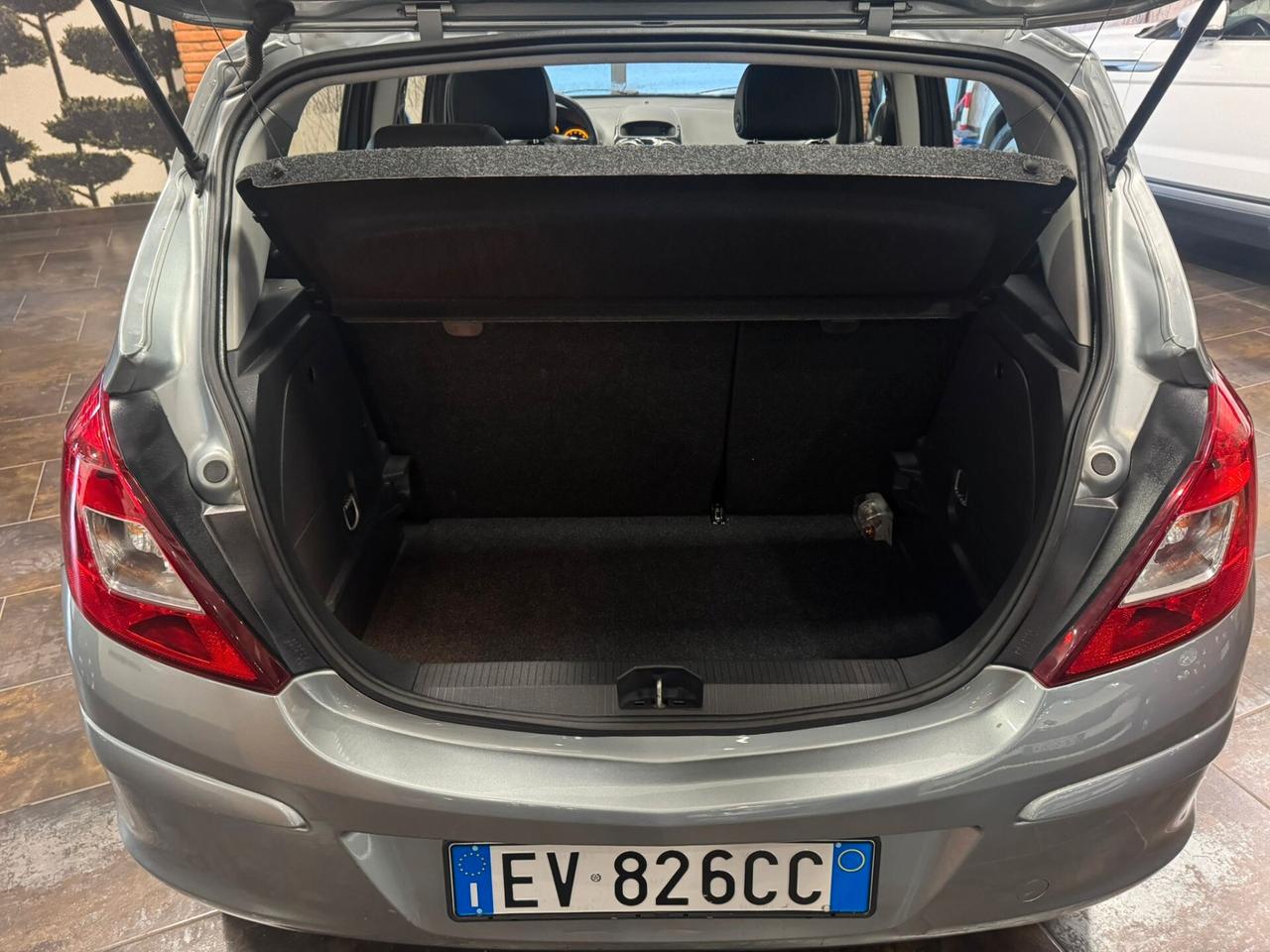 Opel Corsa 1.2 85CV 5 porte GPL-TECH Ecotec