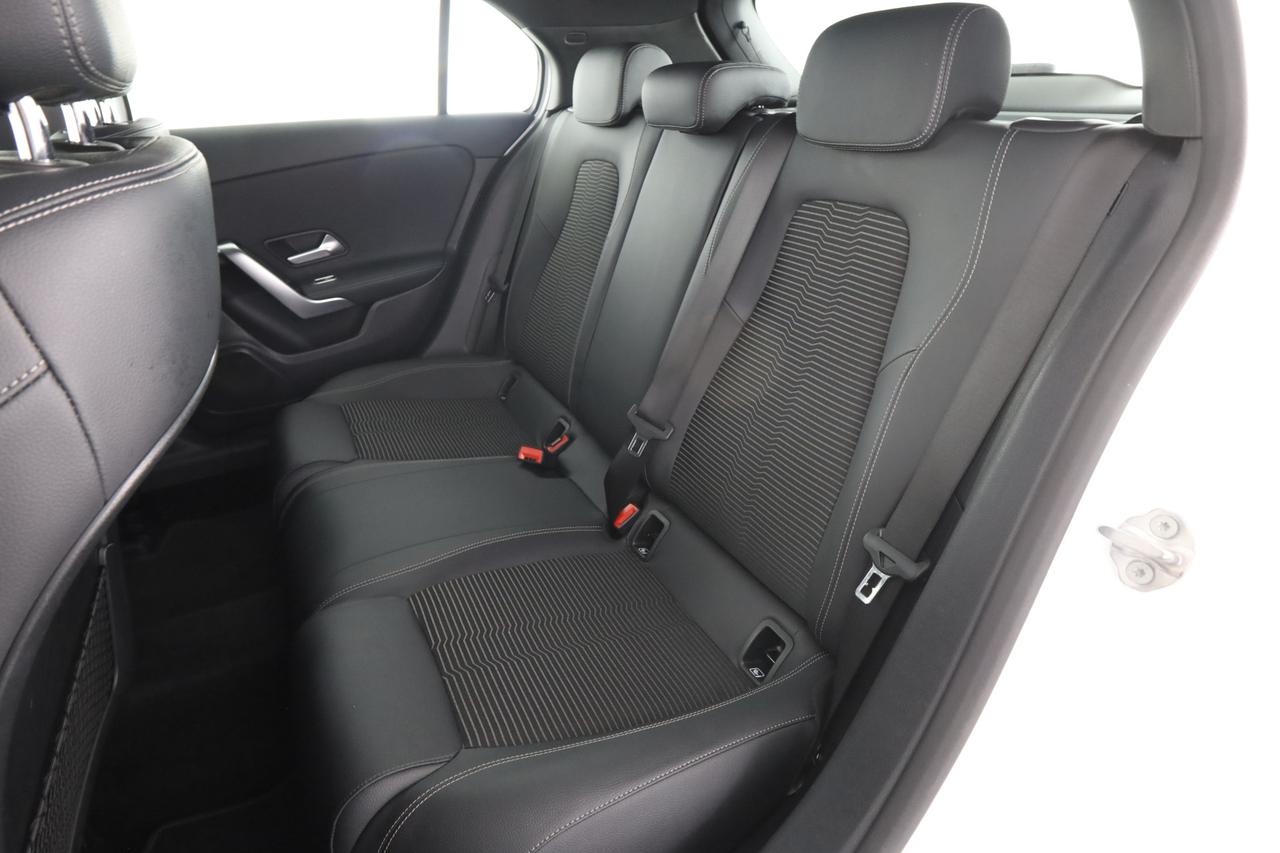 MERCEDES Classe A (W177) A 180 d Automatic Sport