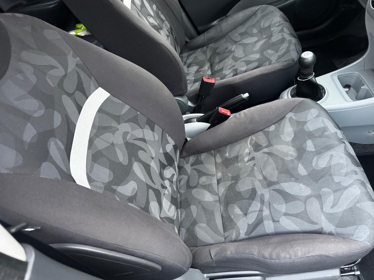 Suzuki Alto 1.0 con 77000km neopatentati