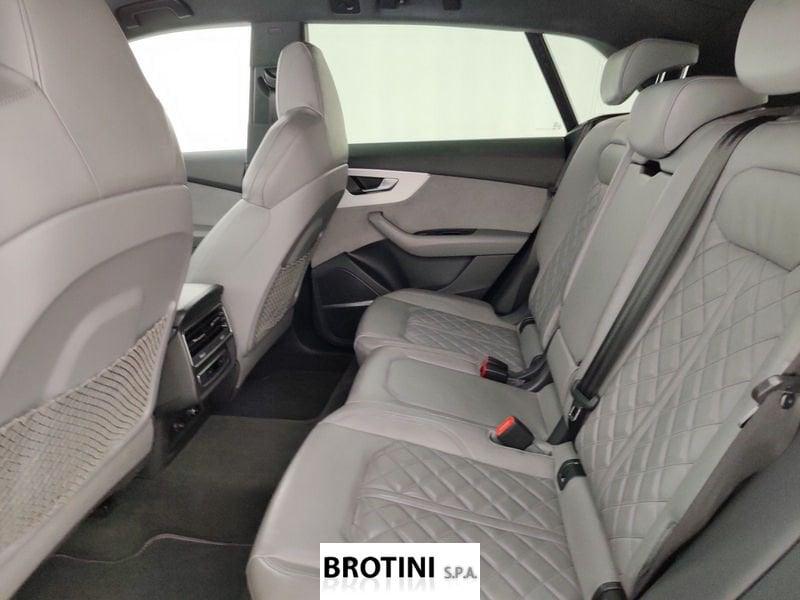 Audi Q8 55 TFSI e quattro tiptronic S-Line Sport