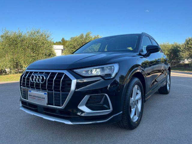 AUDI Q3 35 TDI Business Advanced