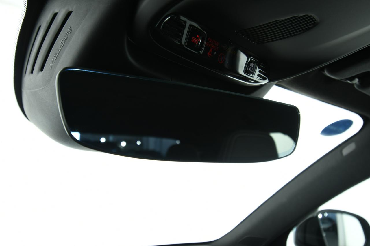 VOLVO XC40 N1 1.5 T2 Momentum Core geartronic CAMERA+PREZZO+IVA