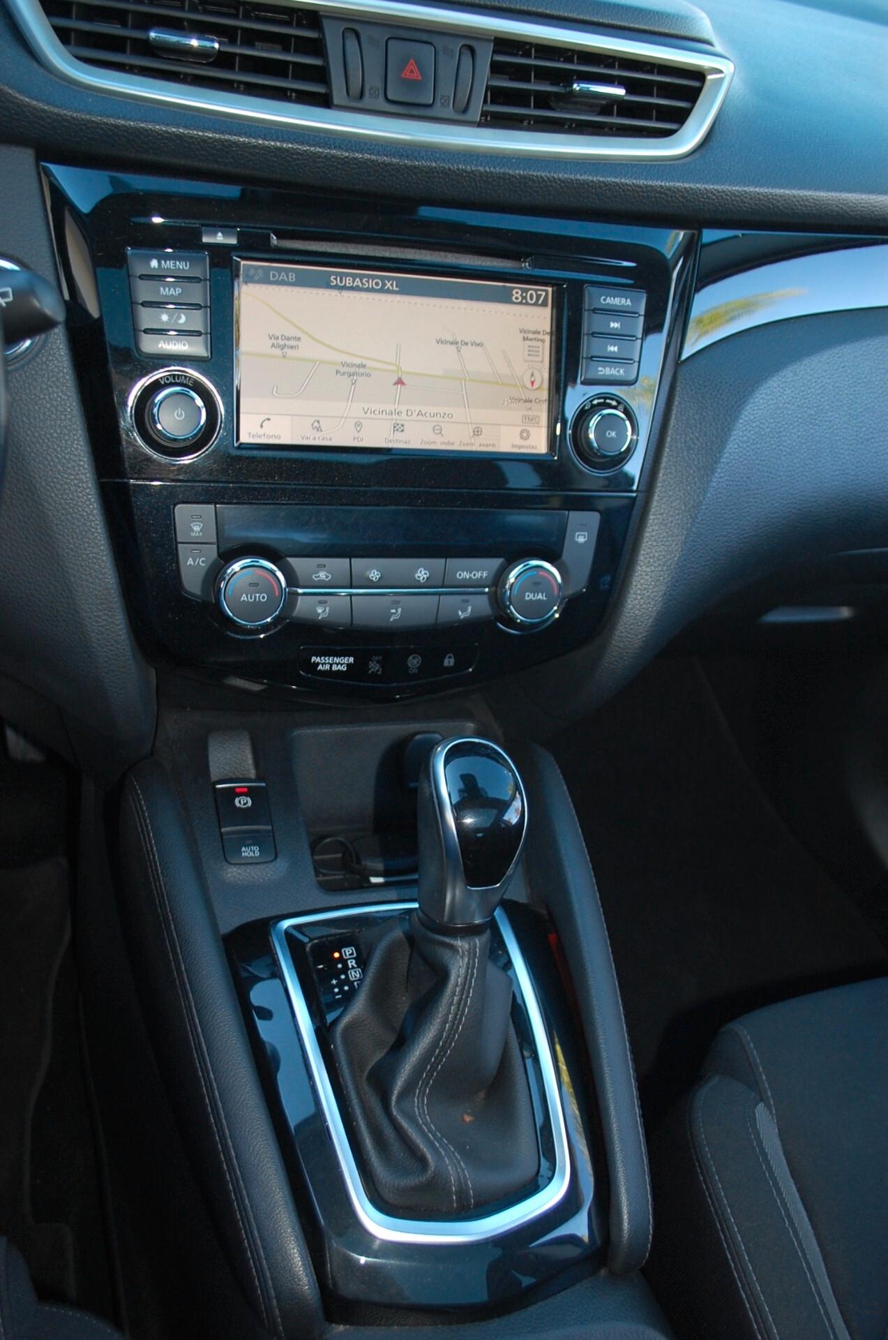 Nissan Qashqai 1.5 dci N-Connecta 115CV dct Uff Italy Navi Tetto