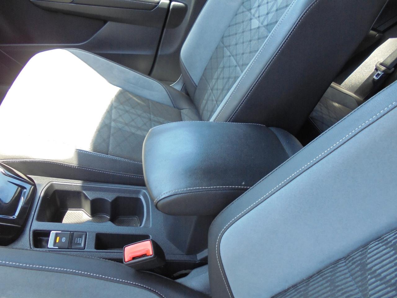 Volkswagen T-Roc 1.0 TSI R-Line
