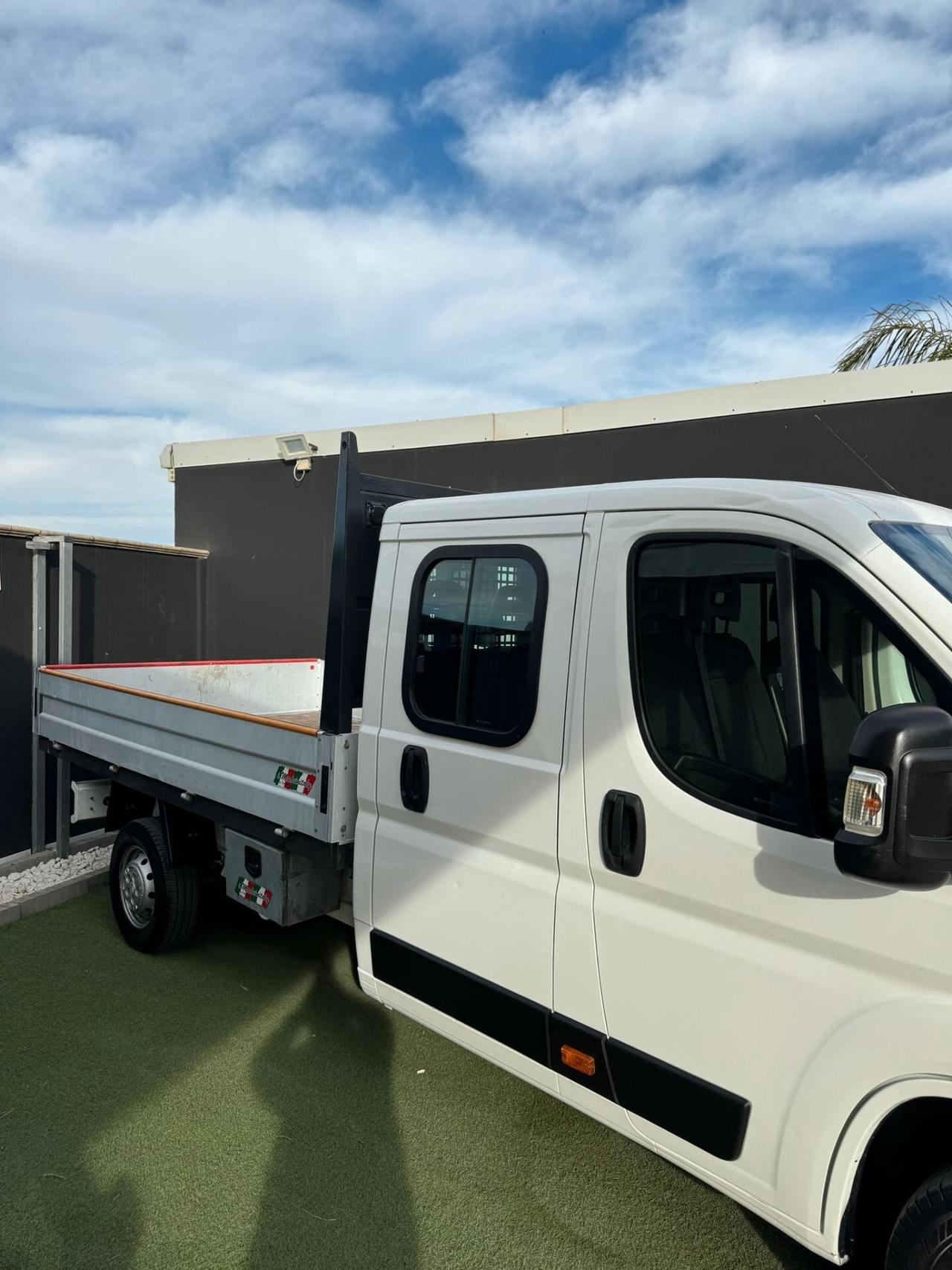 Citroen Jumper 35 L3 Bluehdi 140CV Doppia Cabina, cassonato, 07/2020 con motore nuovo rigenerato.