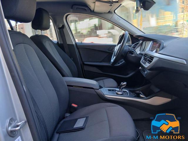 BMW 118 i 5p. Business Advantage