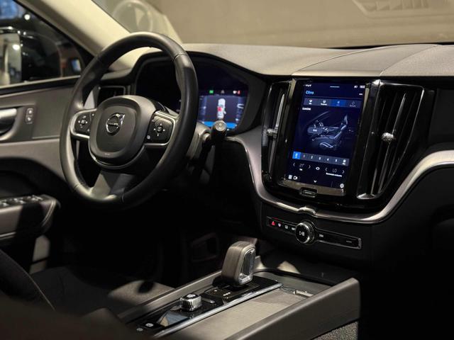 VOLVO XC60 B4 (d) Geartronic Momentum Pro