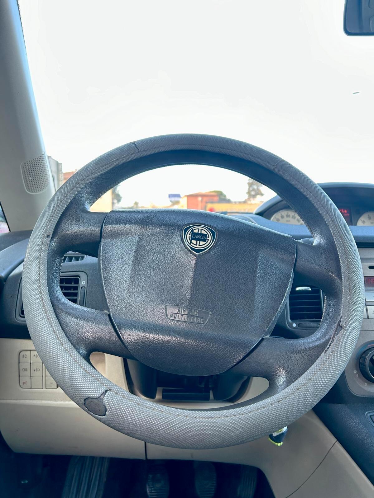 Lancia MUSA 1.3 Multijet 16V 90 CV Platino Plus