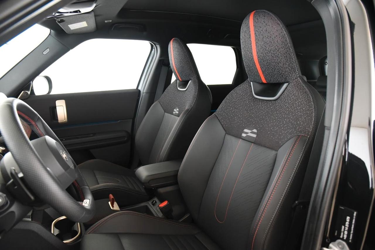 MINI Countryman C 1.5 JOHN COOPER WORKS / PANORAMA / r20 / 360°