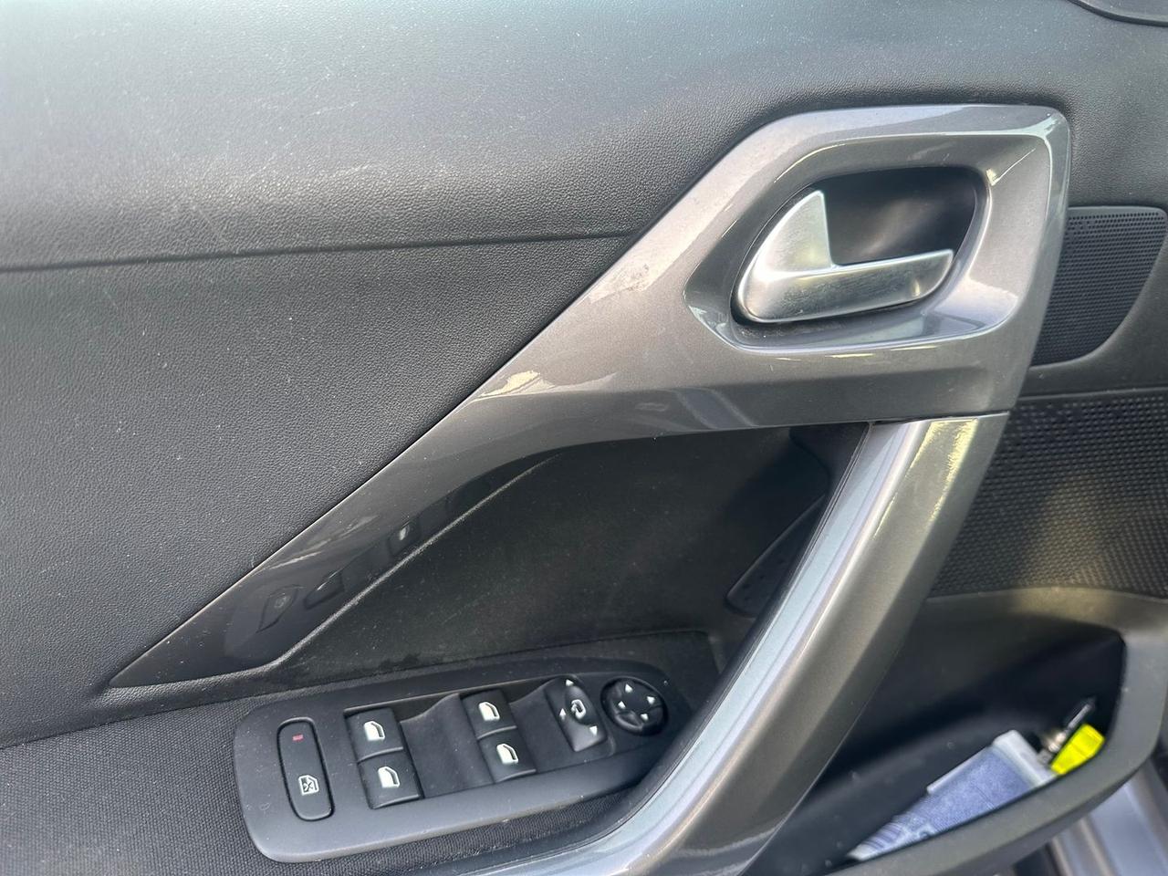 Peugeot 2008 Allure 1.2 PureTech 82 #7847