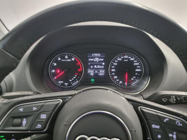 AUDI Q2 1.0 TFSI Business
