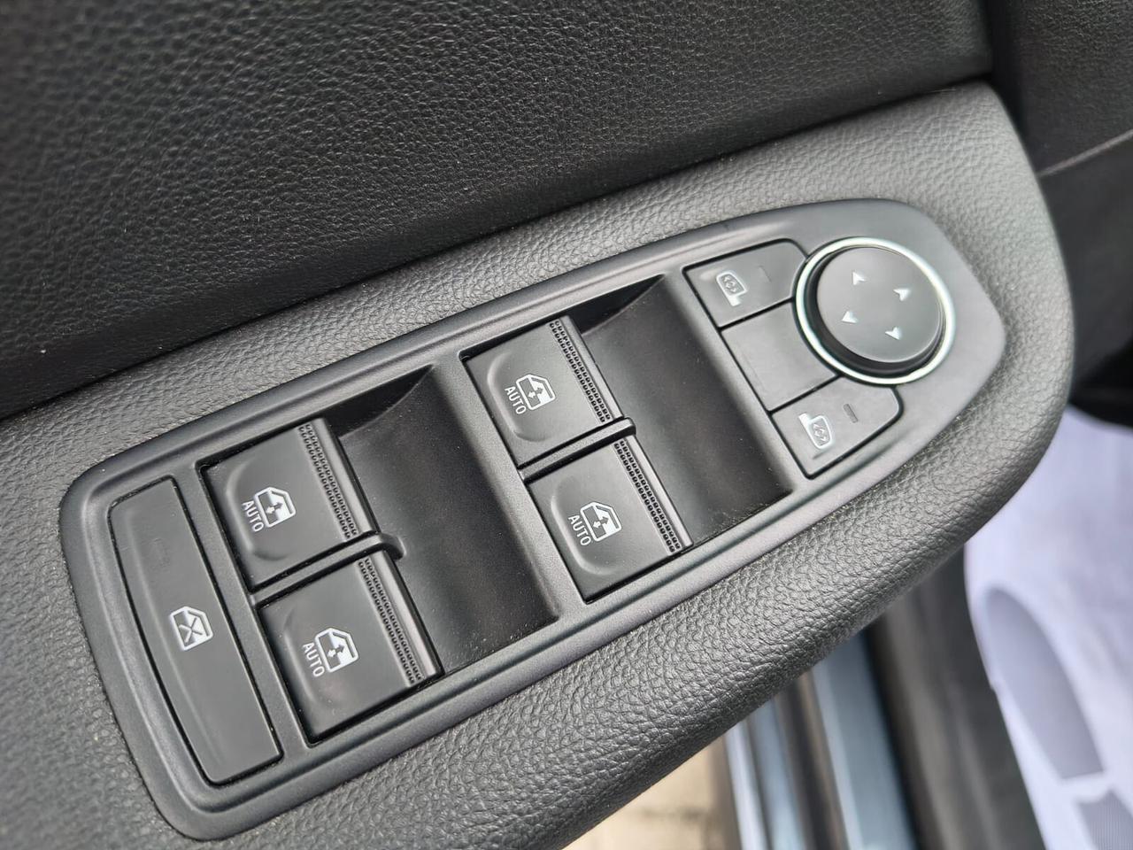 Renault Clio Full Hybrid E-Tech 5 porte *cambio auto*PREZZO REALE