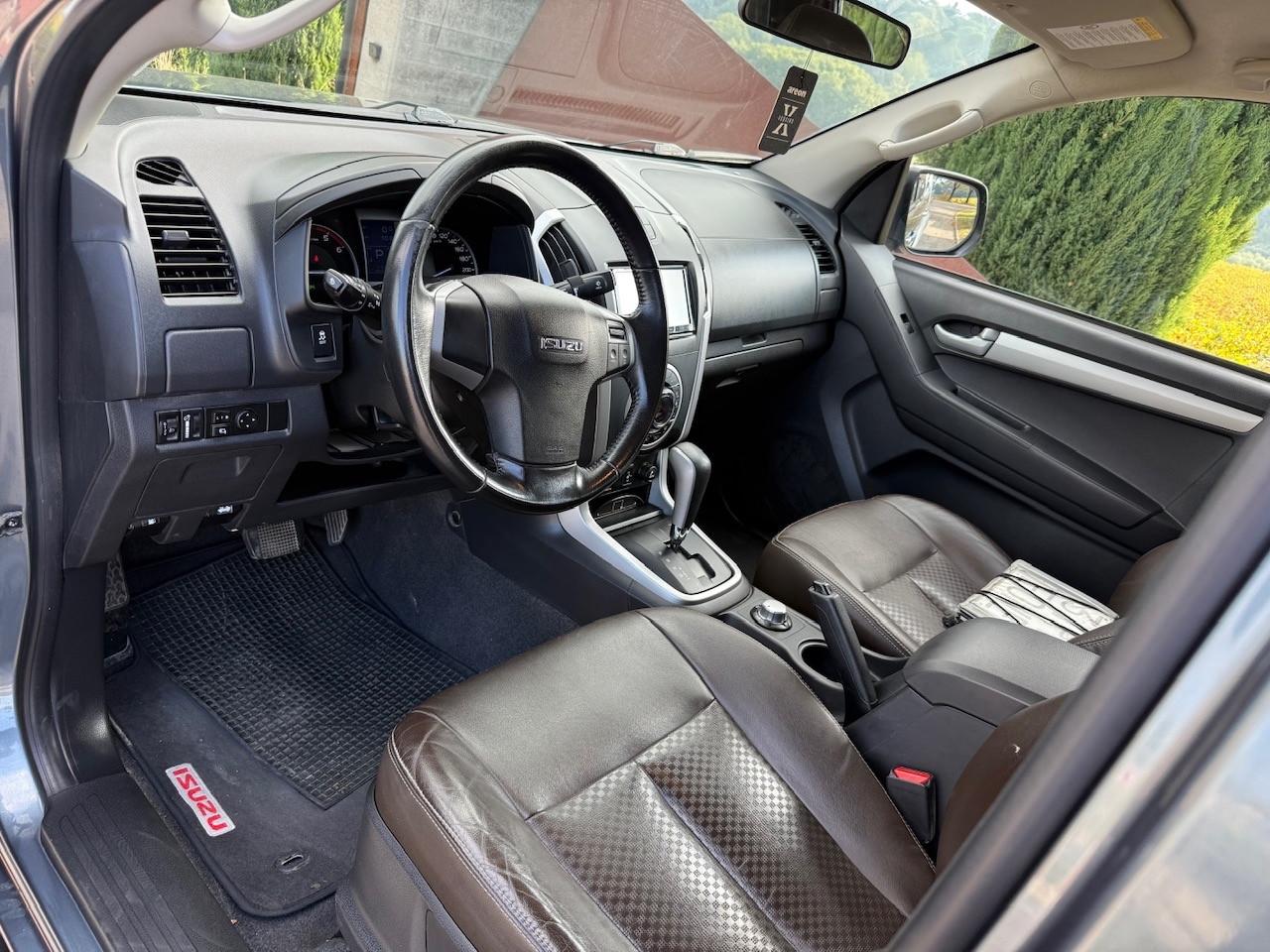 Isuzu D-Max 2.5 LS Quasar KM 79.000