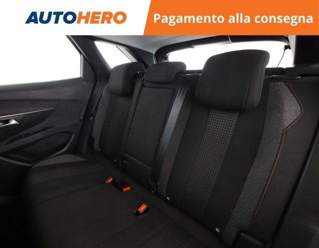 PEUGEOT 3008 BlueHDi 130 S&S EAT8 Active Business