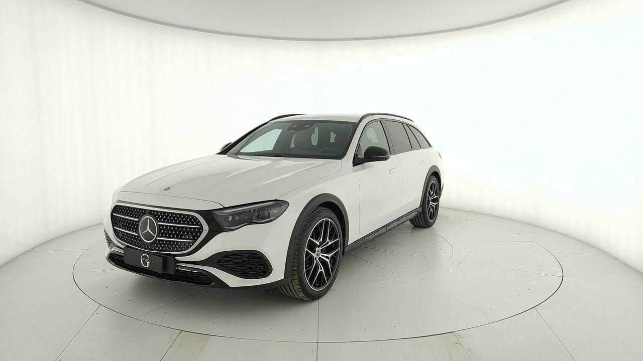 Mercedes-Benz E 220 d 4MATIC All Terrain