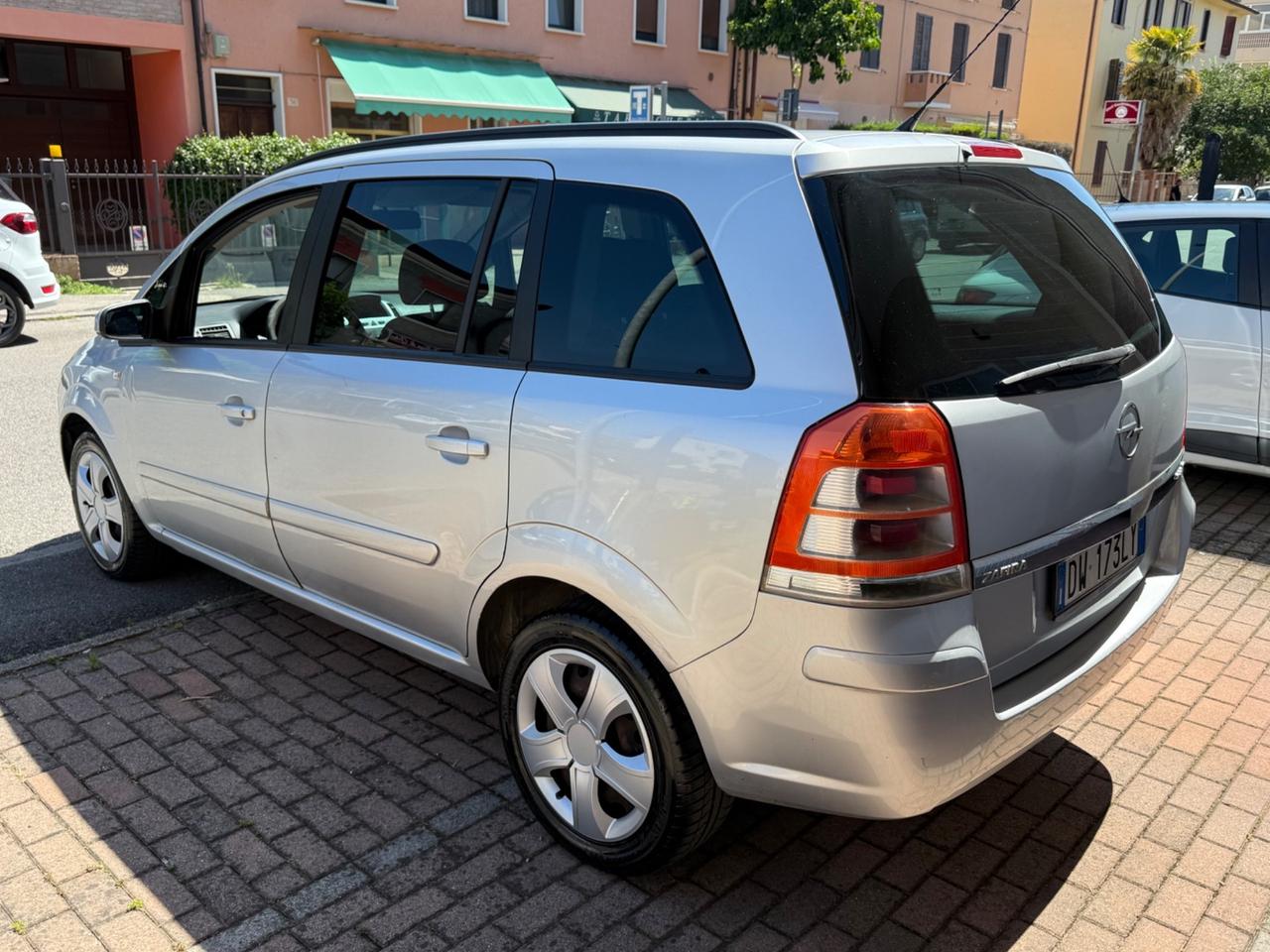 Opel Zafira 1.6 16V ecoM 94CV Cosmo