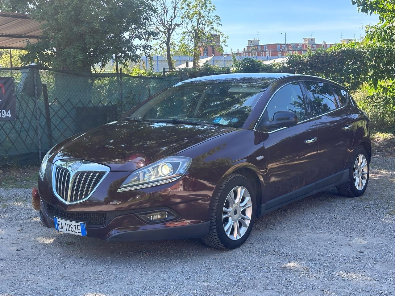 Lancia Delta 1.4 T-Jet 120 CV Argento Ecochic GPL