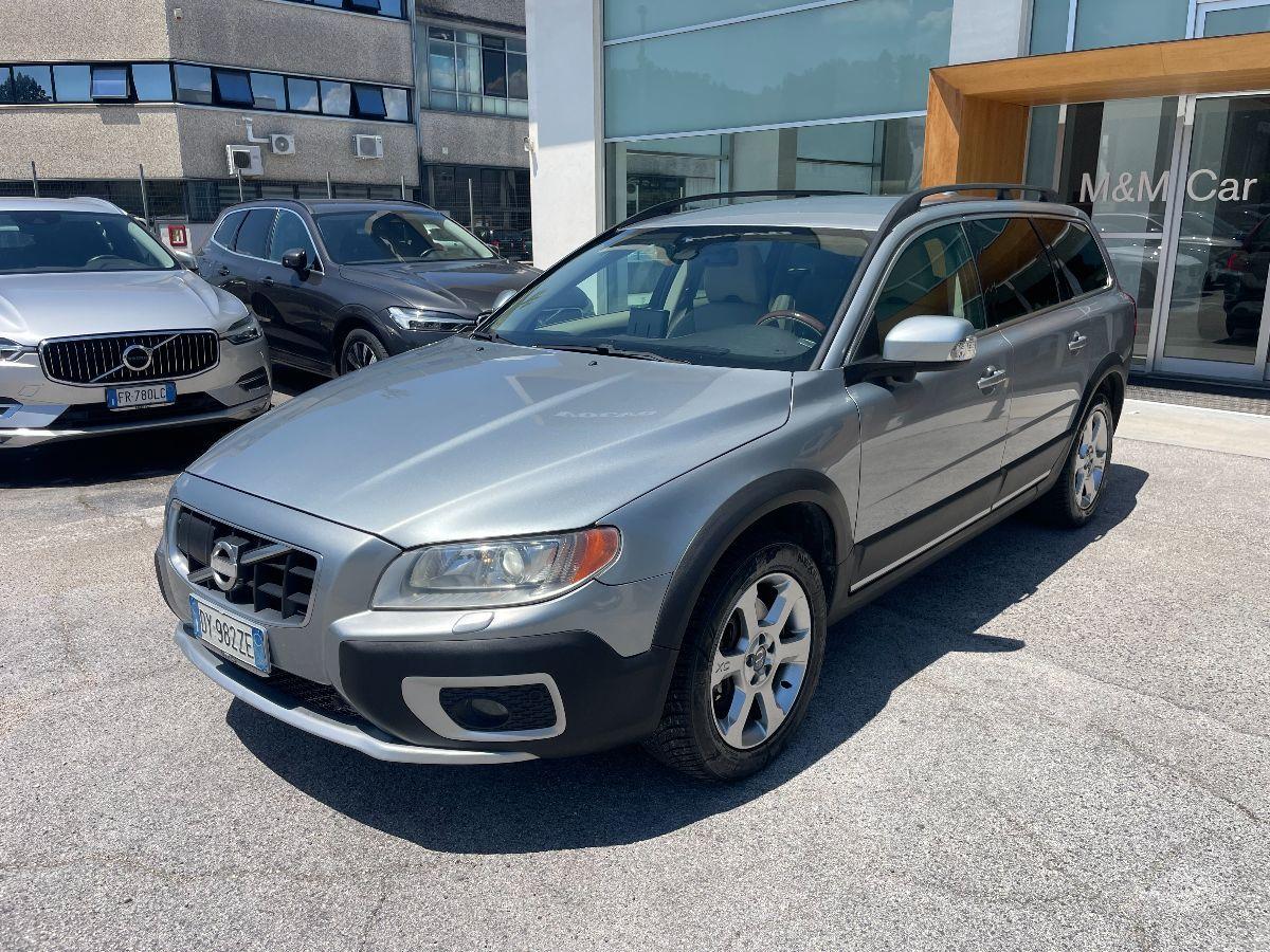 VOLVO - XC70 - D5 205CV AWD Summum