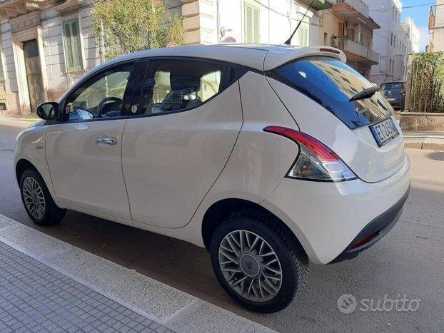 LANCIA Ypsilon 0.9 TwinAir 85CV Metano Ecochic G