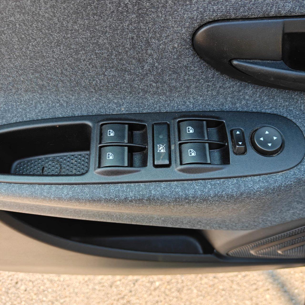 LANCIA Y Ypsilon 1.0 firefly hybrid Silver s&s 70cv