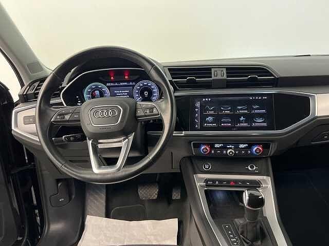 Audi Q3 SPB 45 TFSI e S tronic Business Plus