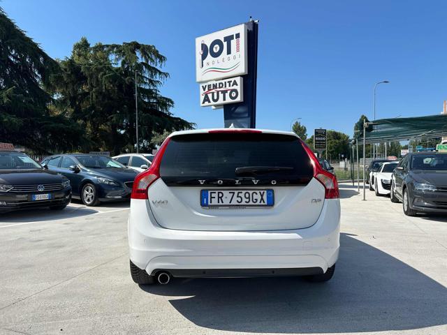 VOLVO V60 D2 Geartronic R-design