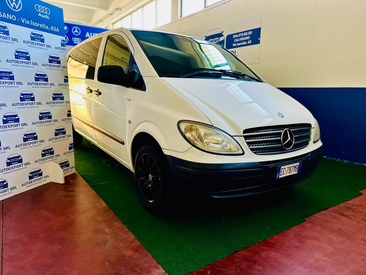 Mercedes-benz Vito Mercedes compact 2010