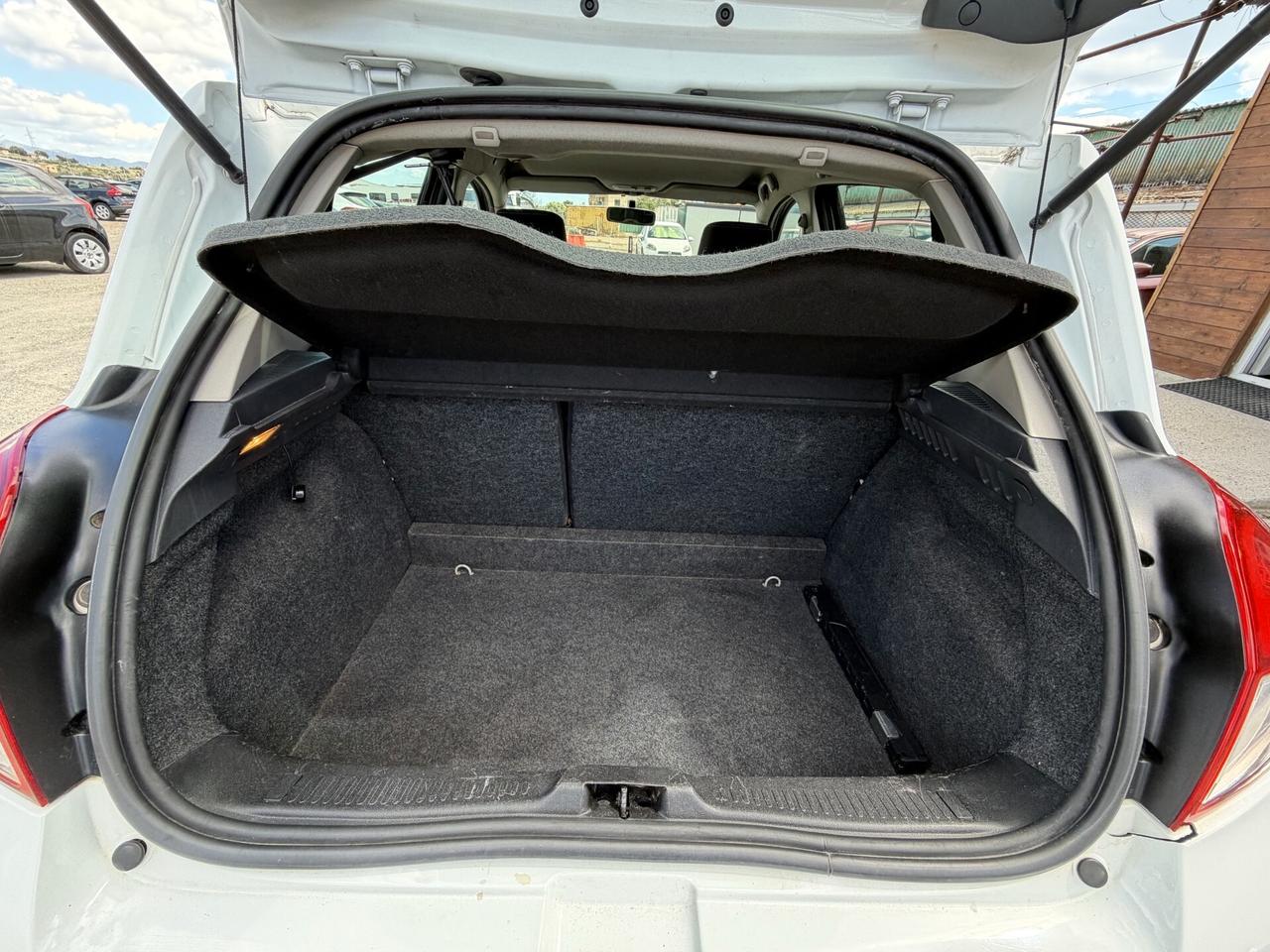 RENAULT Clio 1.2 Benzina 5 porte NEOPATENTATI