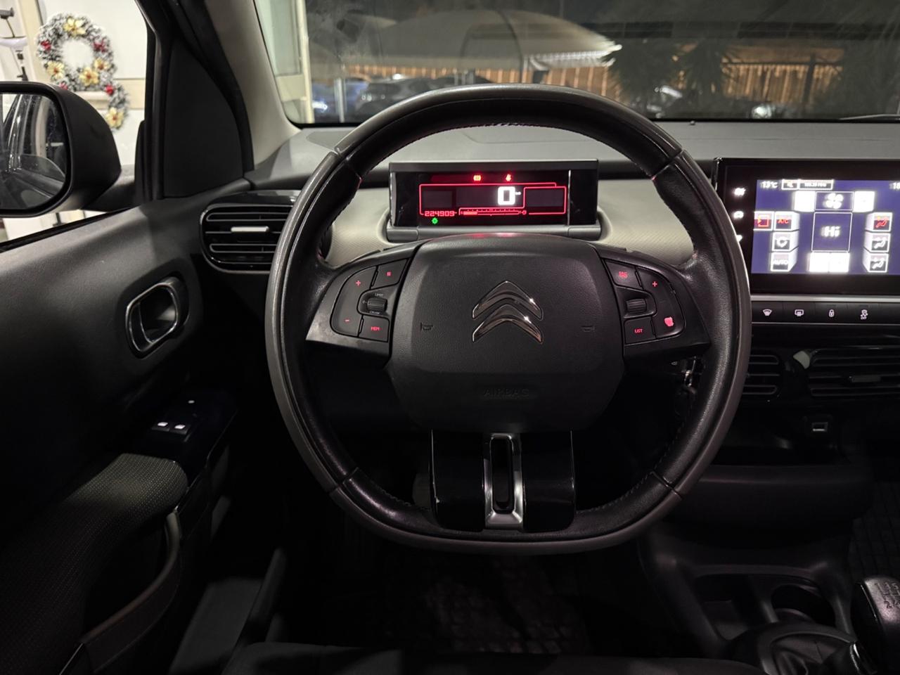 Citroen C4 Cactus BlueHDi100cvSHINE AIRBUMP DA VETRINA2017