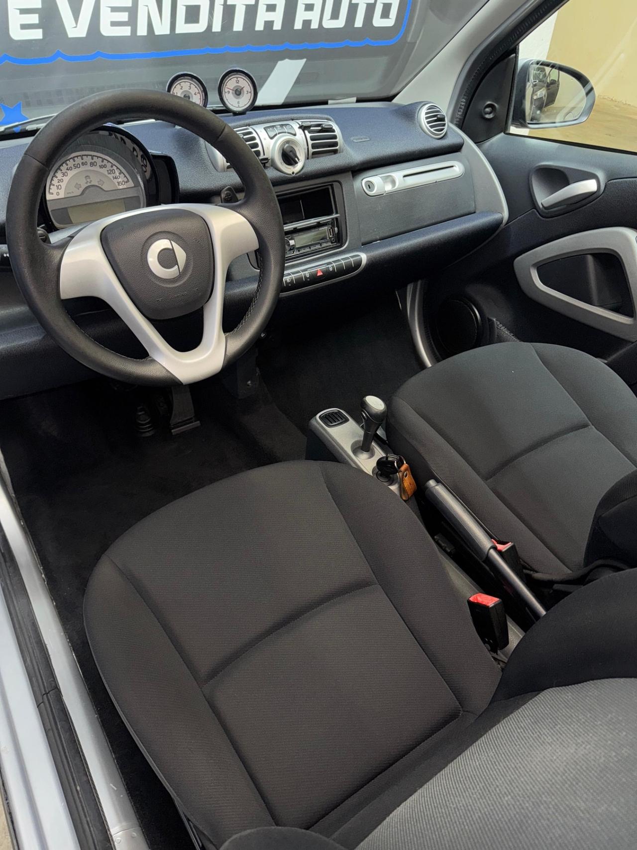 Smart ForTwo 800 40 kW coupé teen cdi special edition