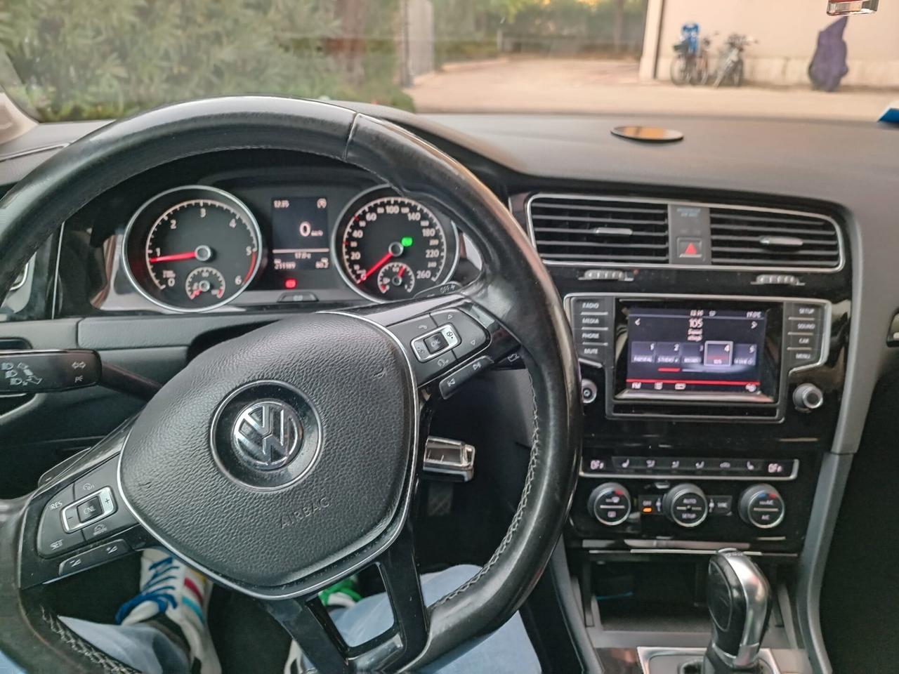 Volkswagen Golf 1.6 TDI DSG 5p. Highline BlueMotion Technology