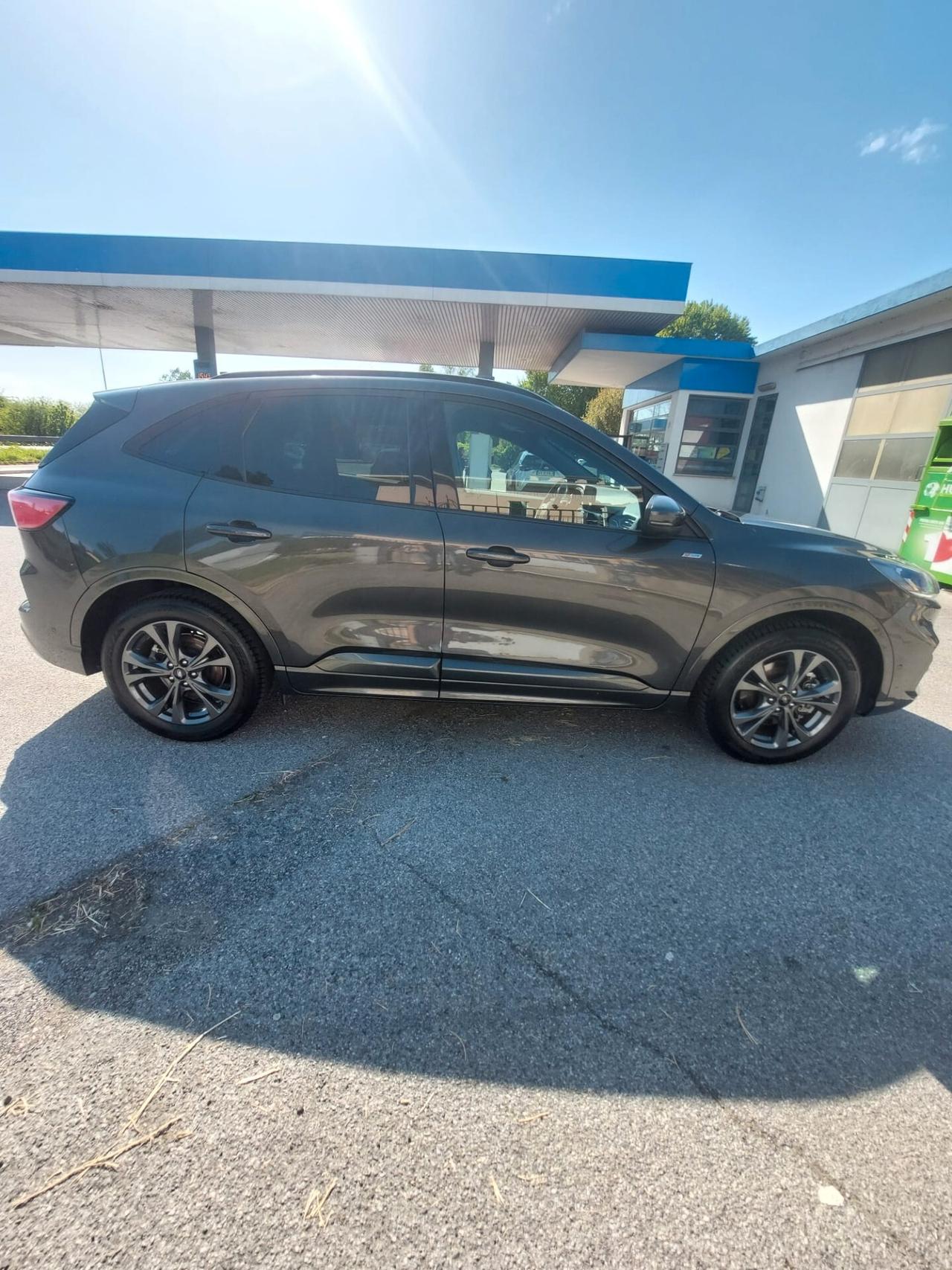Ford Kuga 2.5 Plug In Hybrid 225 CV ST-Line X