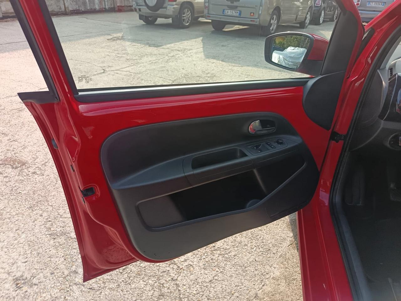 Volkswagen up! 1.0 5p. move